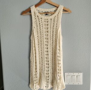 Cream Sleeveless Crochet Top